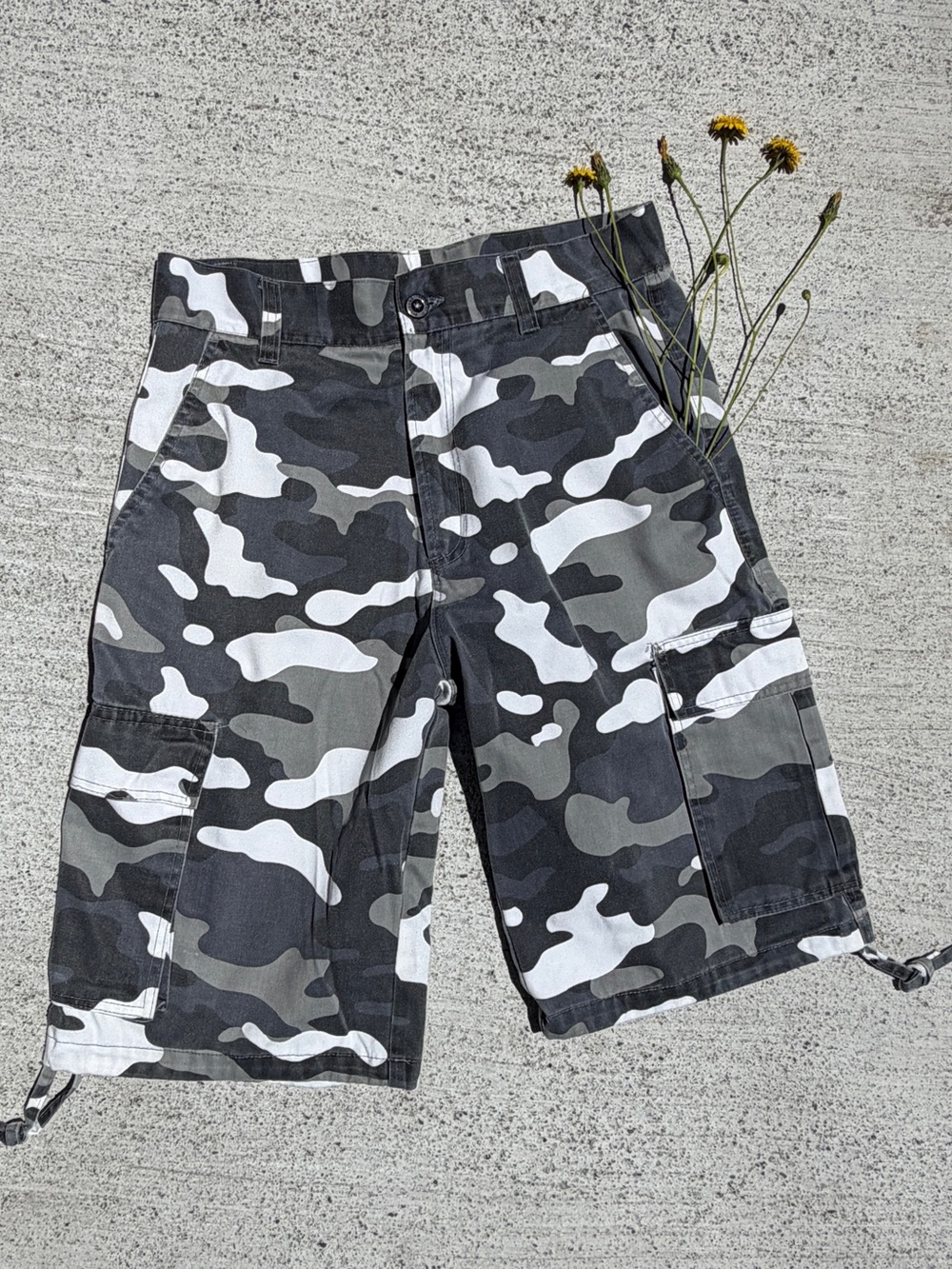 Men's Black & Gray Camo Cargo Shorts